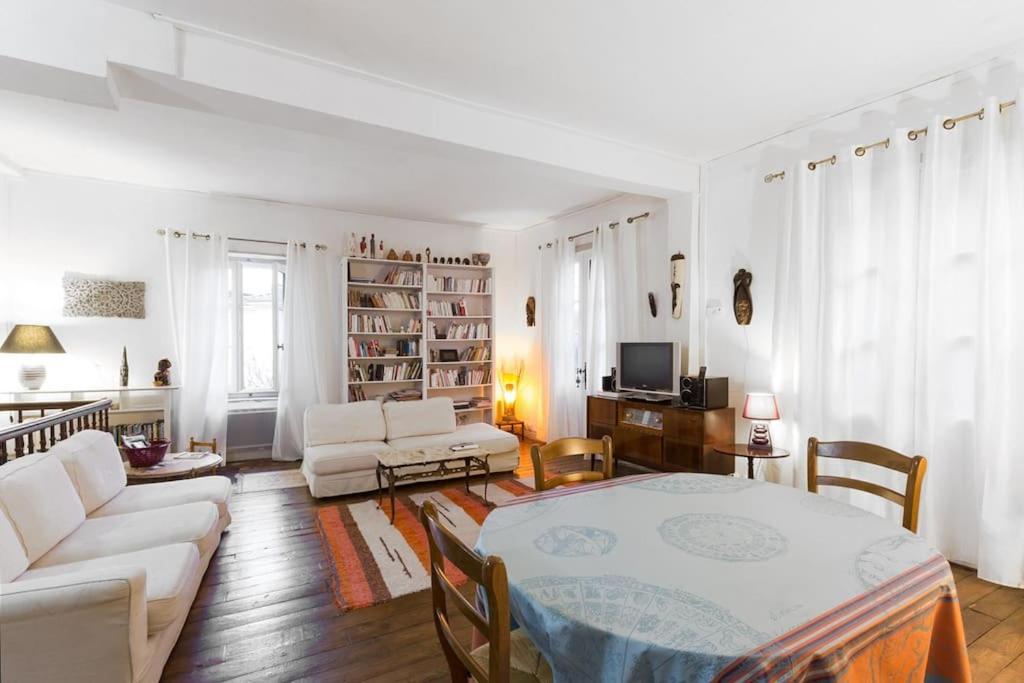 Appartement Le Nid Du Saleys - 70 M2 Centre Ville De Salies-de-Béarn Dış mekan fotoğraf